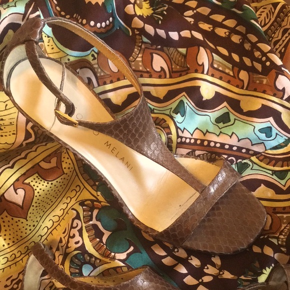 Antonio Melani Shoes Size 8.5 Strappy Sandals Bronze Snakeskin leather EUC - Picture 2 of 8